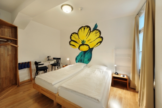 Standard Zweibettzimmer mit Dusche und WC